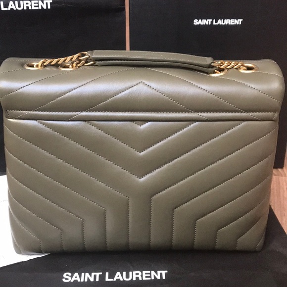 A106- 💯 % authentic YSL LouLou bag - Picture 4 of 12